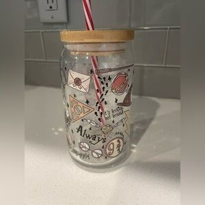 Harry Potter Glass Tumbler with Lid & Reusable Straw